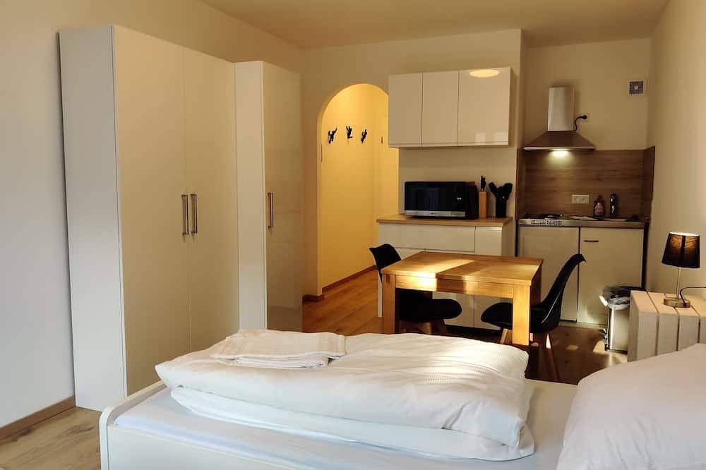 Appartement entier, Quiet Studio Apartment with Cozy Private Terrace in Würzburg, Région viticole de Franconie