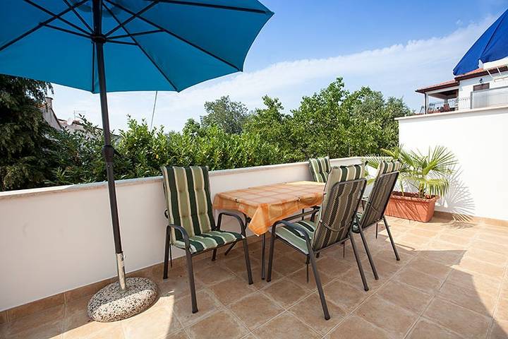 Ferienwohnung für 4 Personen, mit Balkon in Rovinj