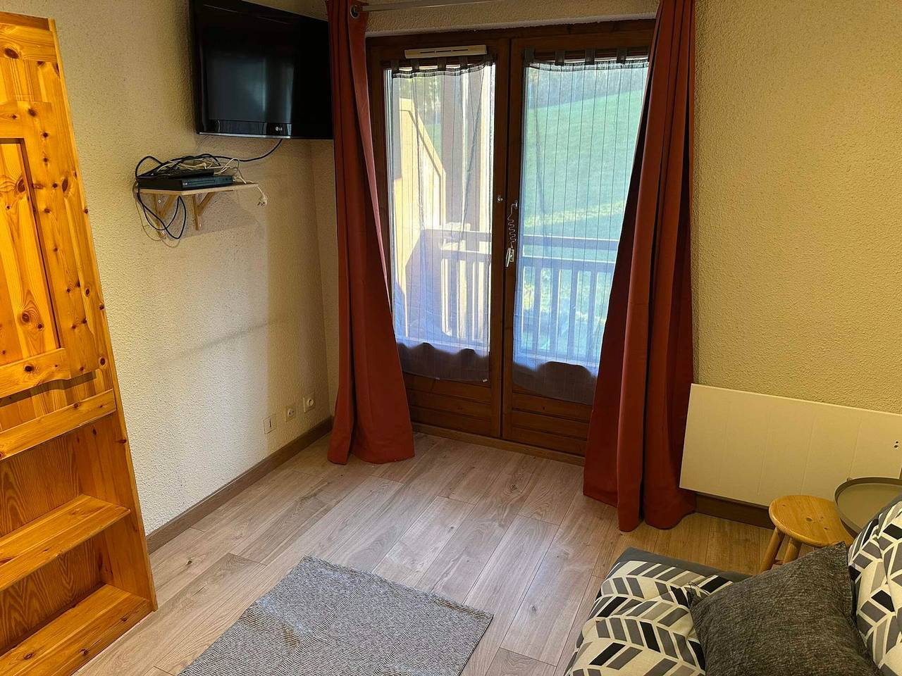 Studio entier, Studio pratique 4 pers. proche pistes, parking, tennis été in Combloux, Pays du Mont-Blanc