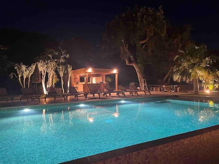 Villa pour 10 personnes, avec Terrasse et Jardin ainsi que Piscine et Vue à Gassin - 4