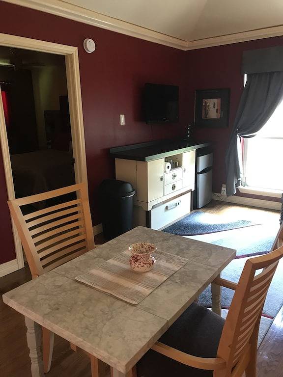 Vacation rental for 4 people, with yard and terrace in North Houston