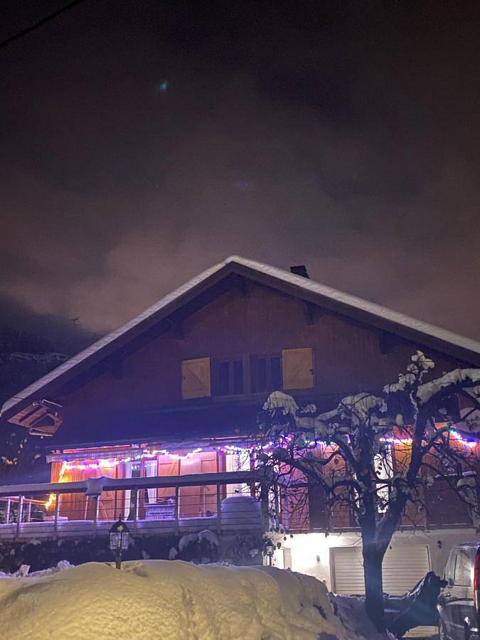 Gîte pour 6 personnes, avec jardin ainsi que piscine et vue dans Esserts-Blay