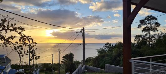 Gîte pour 4 personnes, avec jardin ainsi que balcon et piscine en Guadeloupe