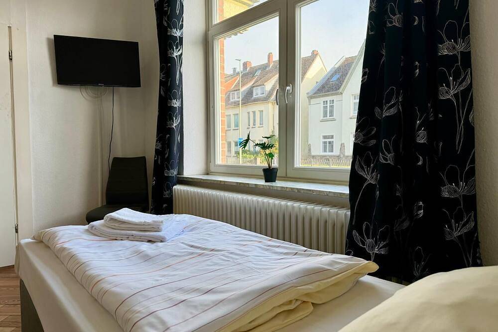 Hansaring 11 W1 - 3 Schlafzimmer (Mit Durchgangszimmer) in Neumünster, Schleswig-Holstein Binnenland