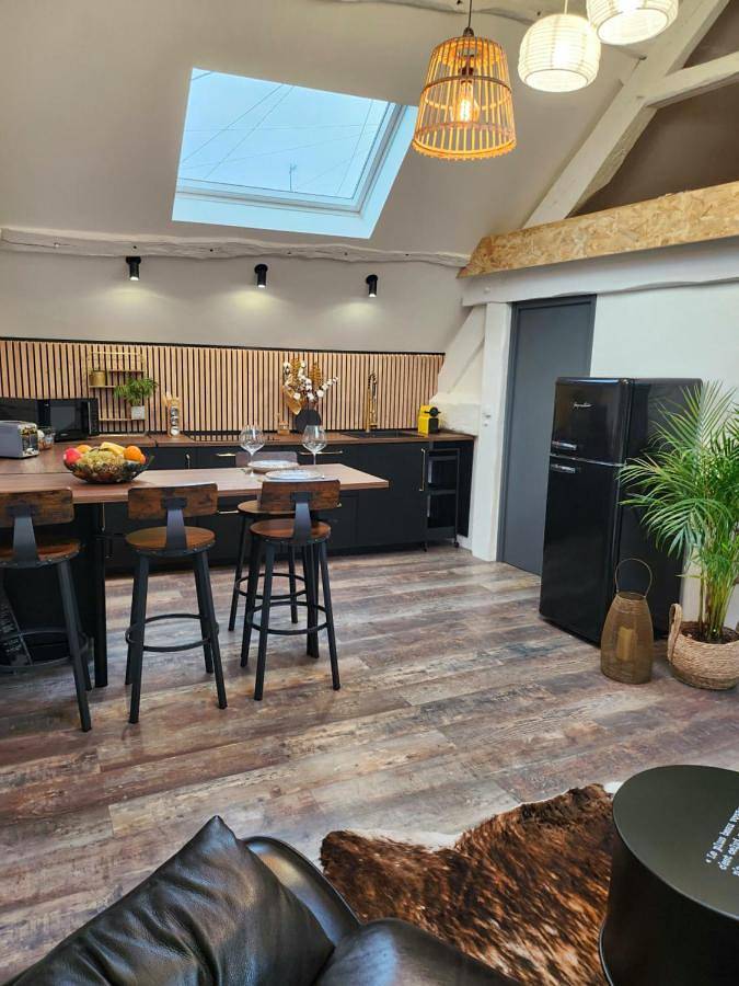 Gîte pour 4 personnes, avec jardin ainsi que jacuzzi et sauna à Mézy-sur-Seine - 2