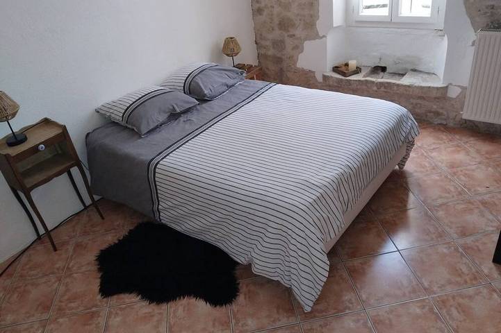 Large gîte in the heart of nature Sleeps 15 Pets welcome 17€ in Montazeau, Périgord Pourpre