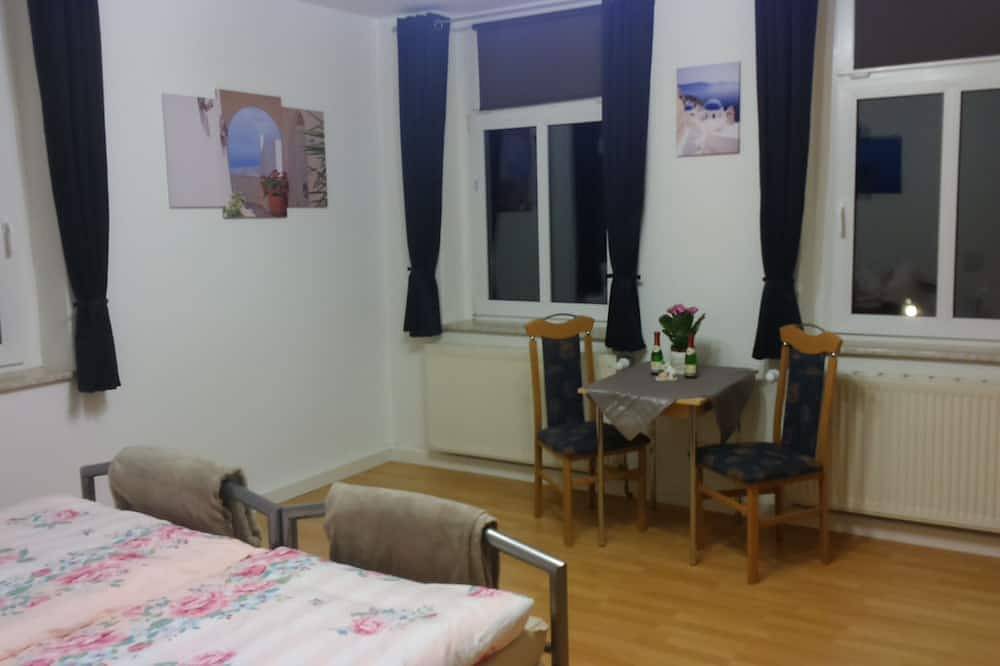 Ganze Wohnung, Neue zentrumsnahe Ferienwohnung im Herzen Sachsens in Döbeln, Chemnitz und Umgebung