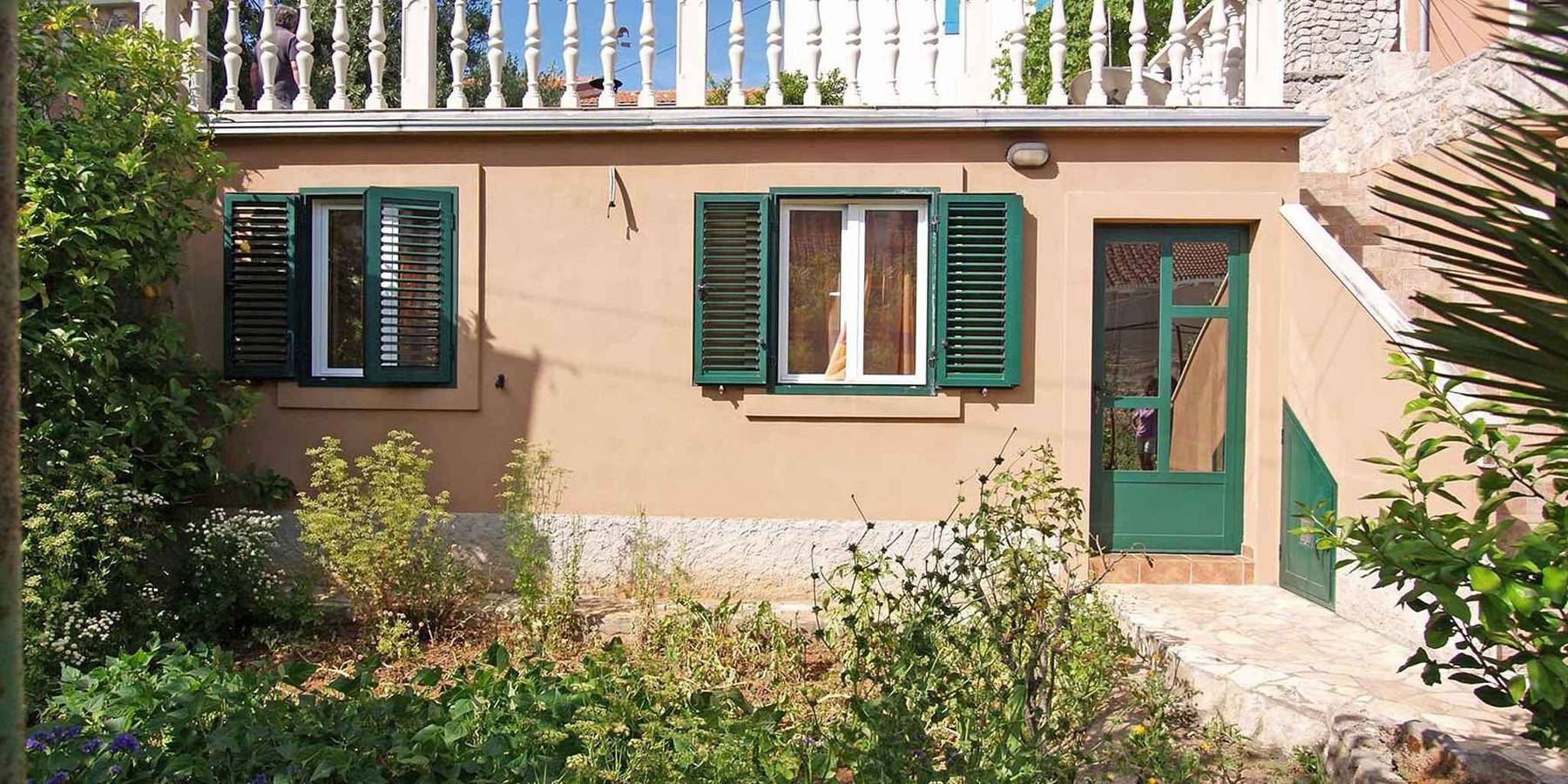 Ganze Ferienwohnung, Ferienwohnung mit Terrasse und Klimaanlage in Veli Losinj, Kvarner Inseln