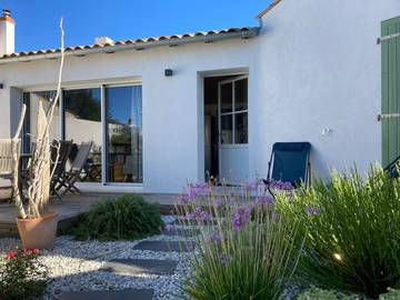 Gîte pour 6 personnes, avec jardin à La Flotte