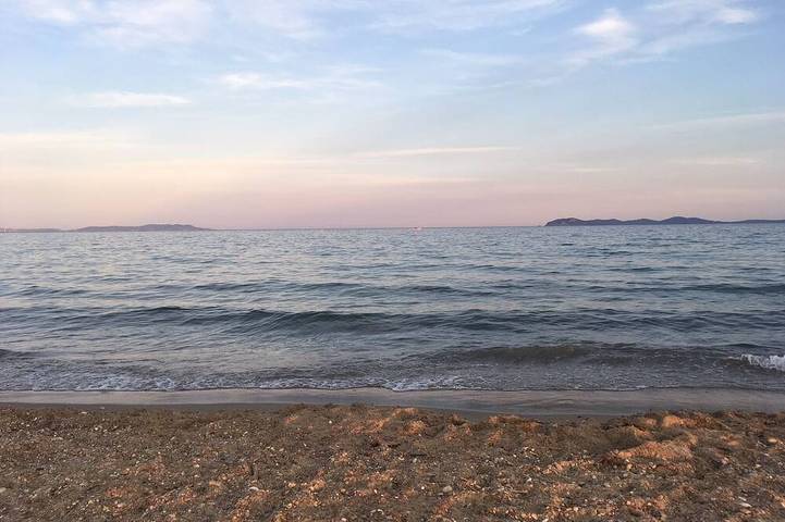 Gîte pour 4 personnes, avec terrasse et jardin dans Zone nature des vieux salins d'Hyères