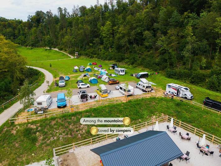 Camping for 6 people, with terrace and view as well as garden - 1