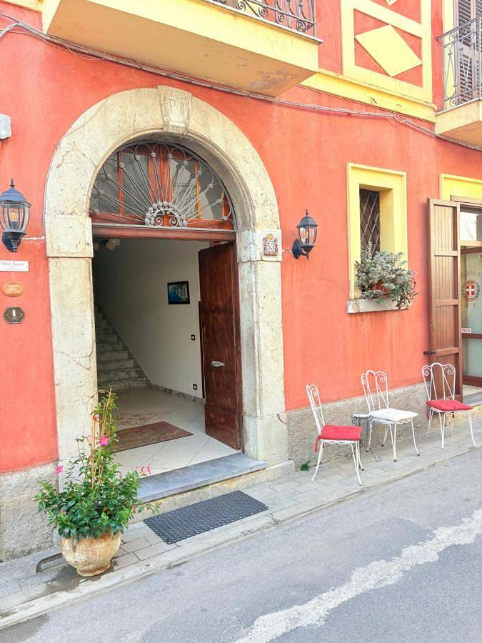 Hotel para 4 personas, con jardín, Se admiten mascotas - 1