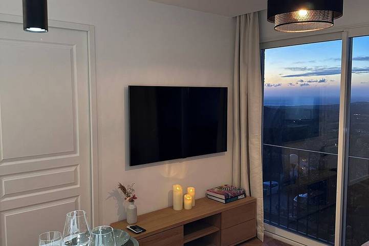 Ferienwohnung für 2 Personen, mit Pool und Garten - 1