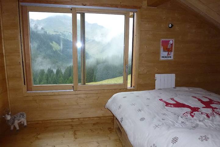 Gîte pour 8 personnes, avec terrasse et jardin à Praz de Lys - 2