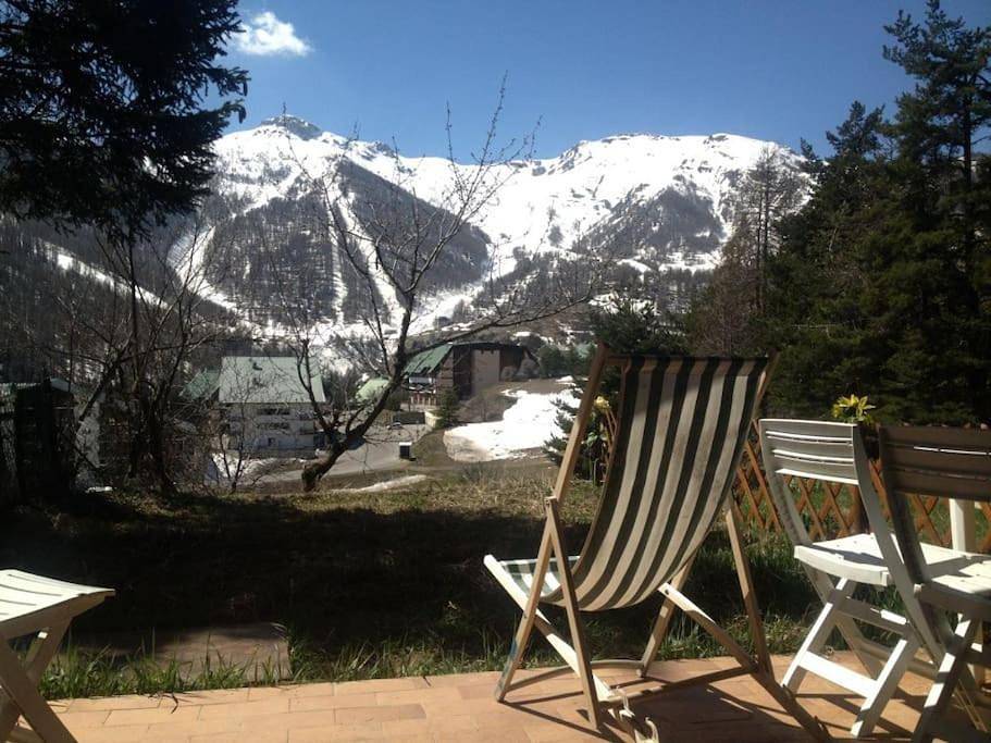 Appartement entier, One-Bedroom Apartment in Auron, Saint-Étienne-de-Tinée