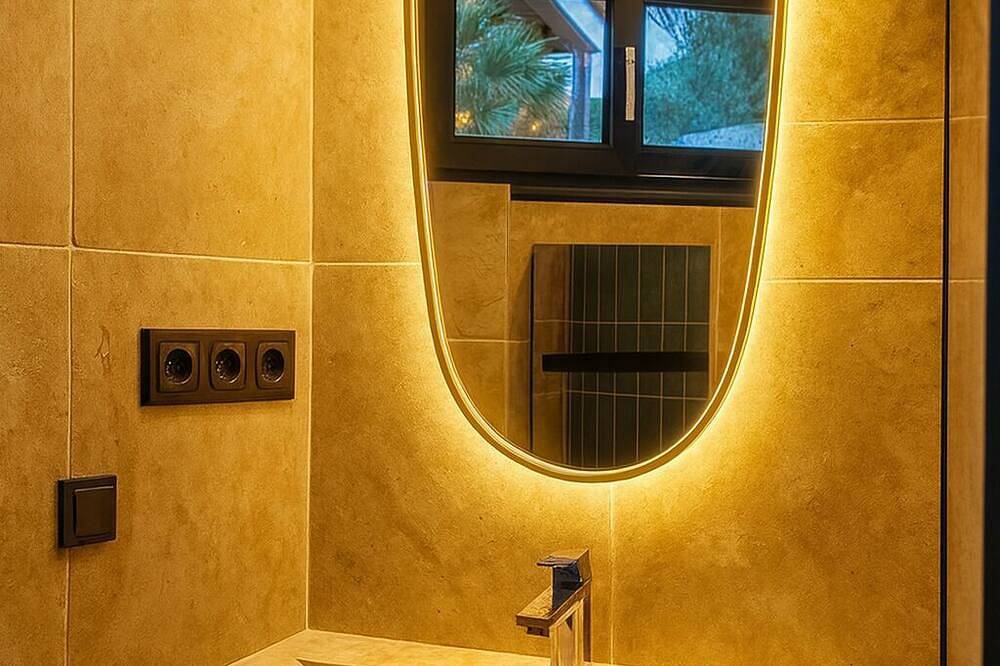 Appartement entier, Azulik corsica Art house in Marine de Davia, Corbara