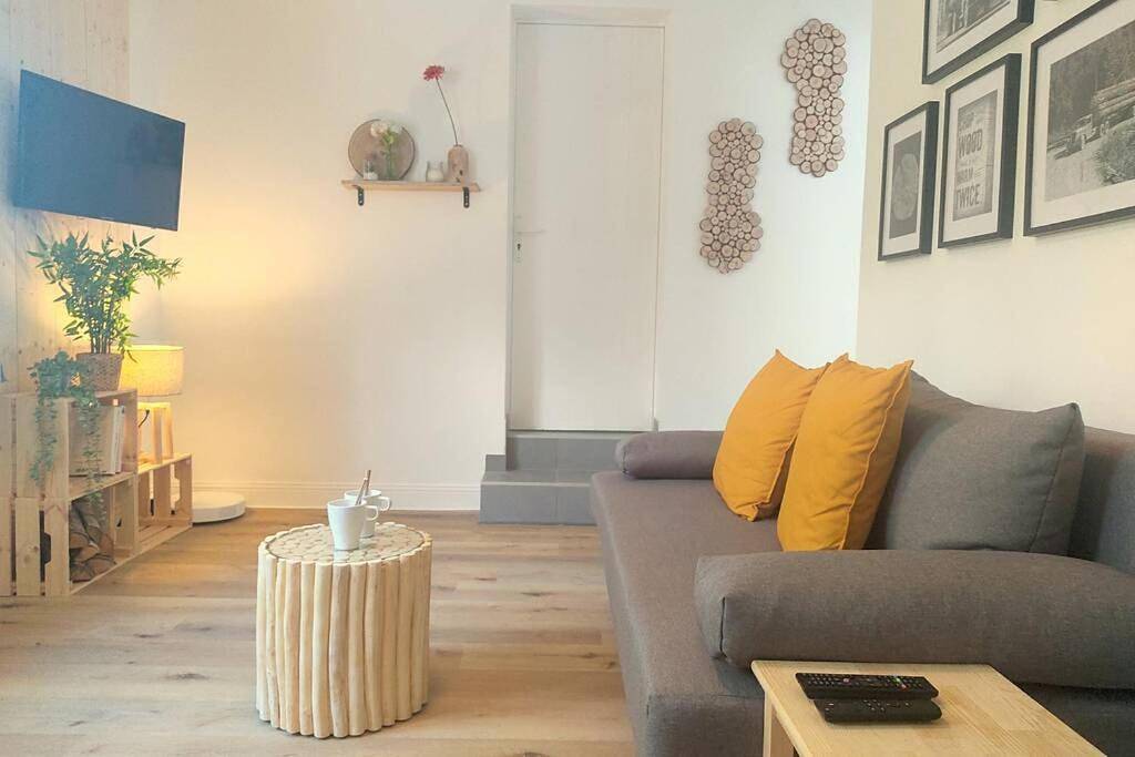 Appartement entier, One-Bedroom Apartment in Compiègne, Oise