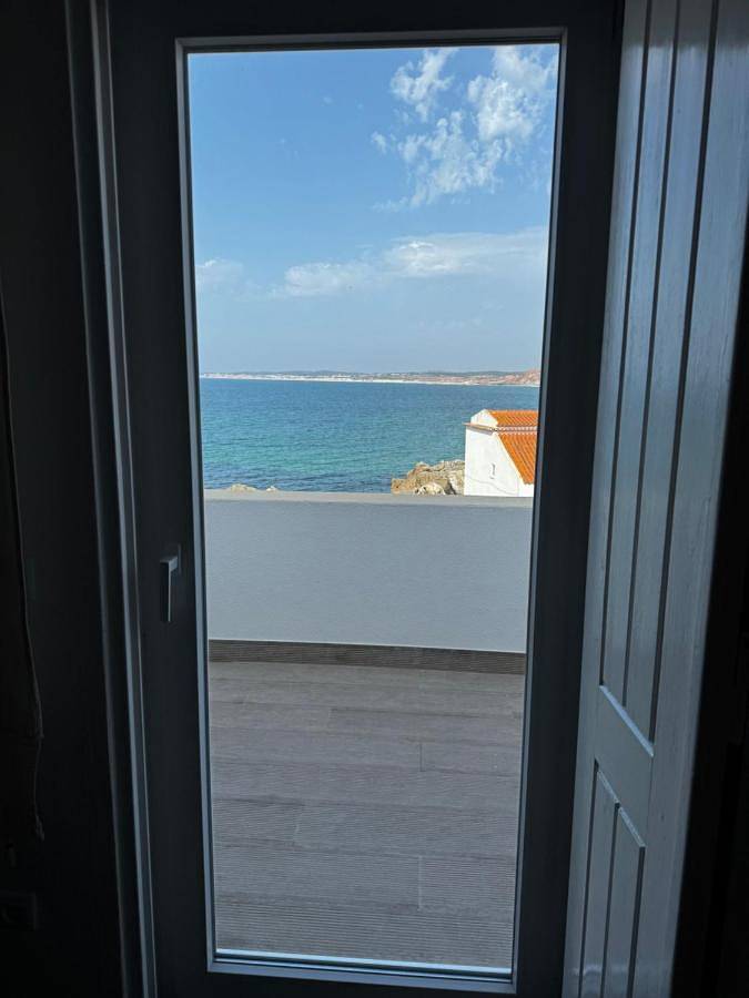 Baleal Bali Casa da Ilha in Baleal, Leiria distrito