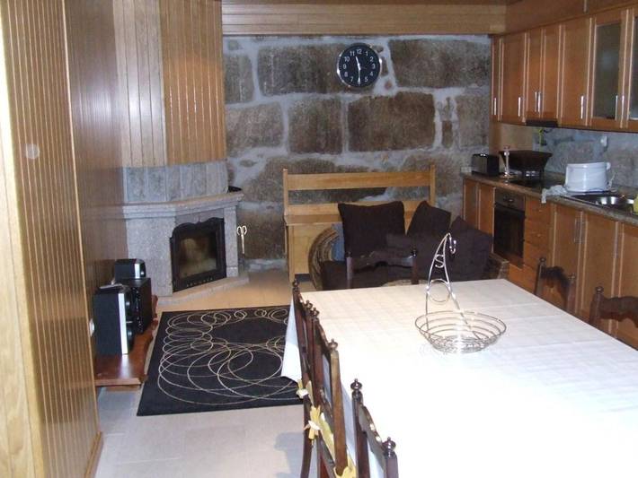 Maison de campagne pour 7 personnes, avec piscine ainsi que vue et jardin à Gouveia - 2