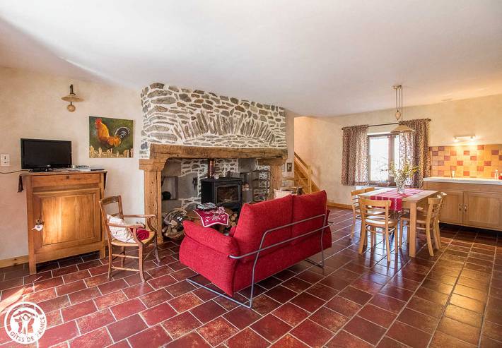 Gîte pour 5 personnes, avec jardin à Avèze - 4