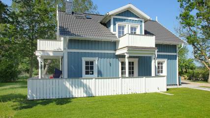 Ferienhaus für 6 Personen, mit Ausblick und Balkon in Wiek