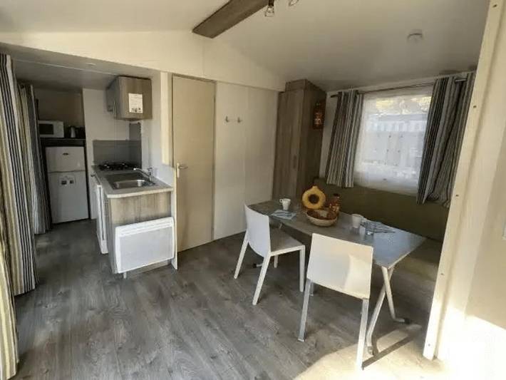 Camping pour 6 personnes, avec bassin pour enfant à Le Bois-Plage-en-Ré - 2