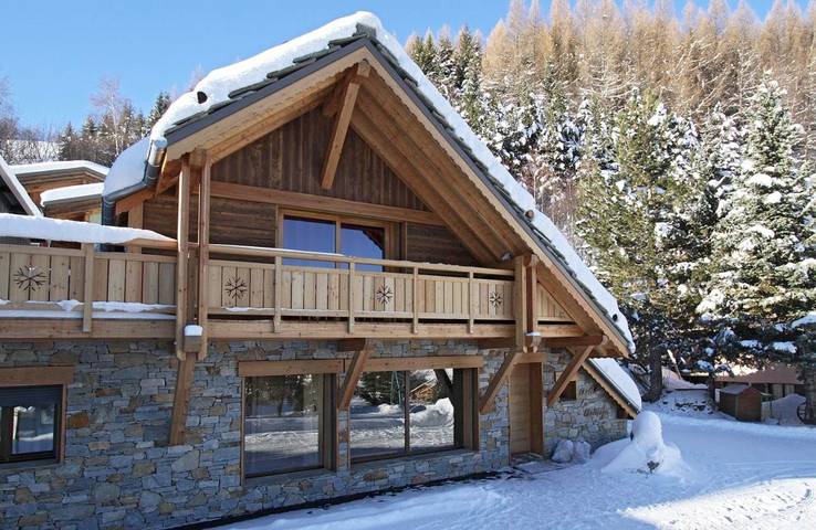 Chalet voor 14 personen, with sauna and balkon as well as whirlpool in Les Deux Alpes