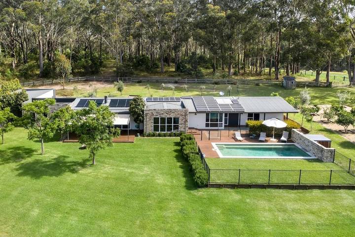 Ferienhaus für 19 Personen, mit Pool und Ausblick sowie Garten - 1