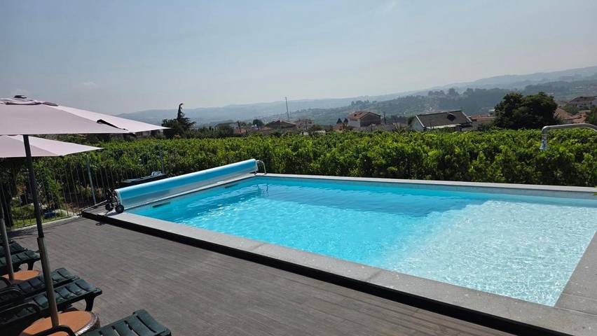 Maison d’hôte pour 5 personnes, avec vue ainsi que piscine et jardin