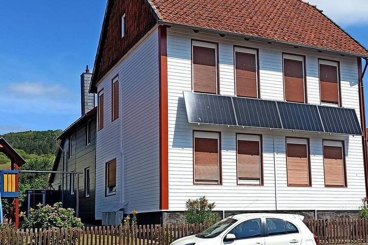 Ferienwohnung für 4 Personen, mit Balkon und Garten in Northeim