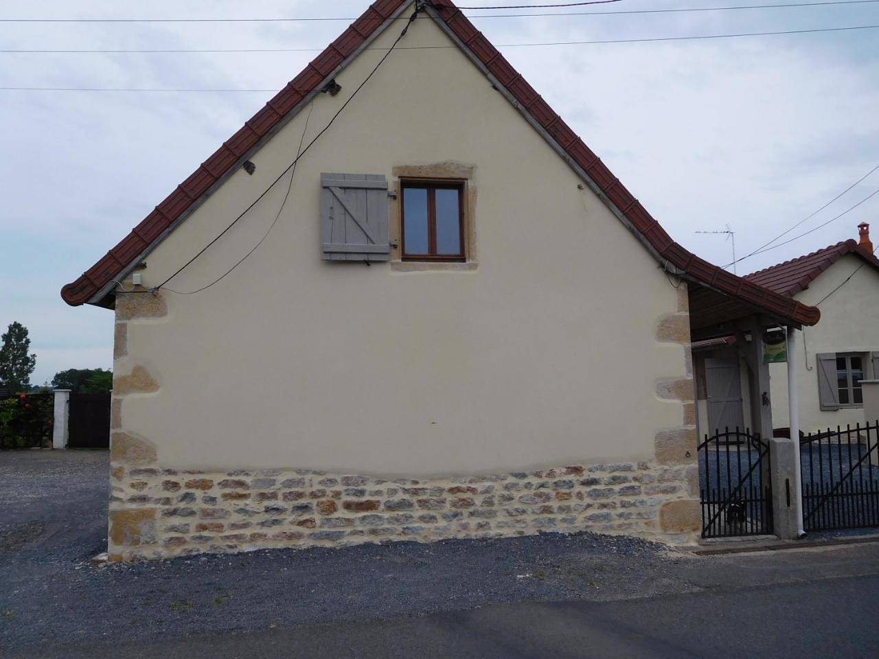 Standard Triple Room in Paray-le-Monial, Région de Charolles