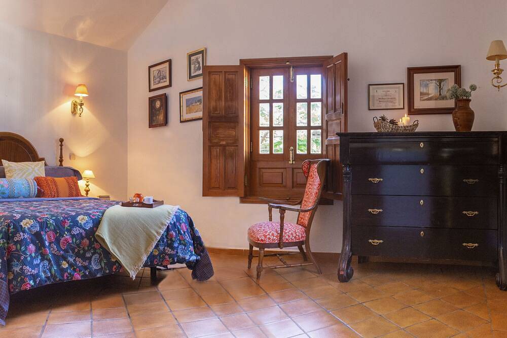 Casa rural con encanto, piscina privada climatizada en Valsequillo & Free Wifi in Las Vegas (Canary Islands), Valsequillo de Gran Canaria