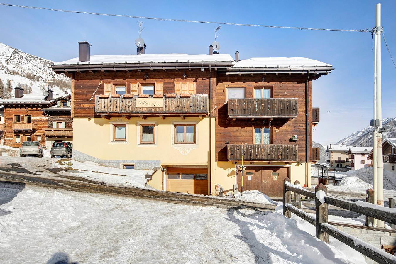 Ganze Wohnung, "Appartamento 2 - Alpen Suite" mit Bergblick, Garten und Wlan in Livigno (Stadt), Livigno