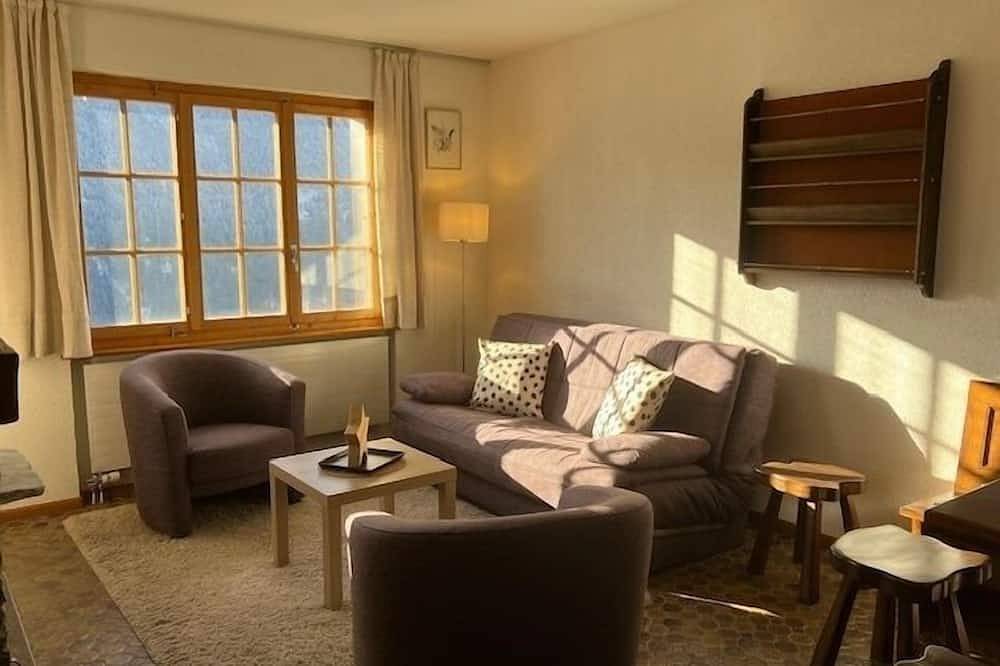 Ganze Wohnung, Wunderschöne Einzimmerwohnung für 2-3 Personen mit Blick nach Süden und atemberaubenden Panoramablic in Saint Luc, Anniviers