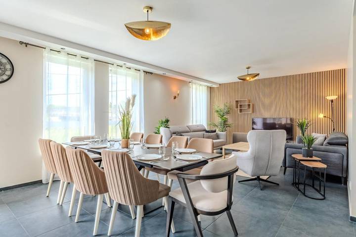 Appartement de vacances pour 10 personnes, avec Balcon et Terrasse ainsi que Vue sur le lac et Vue