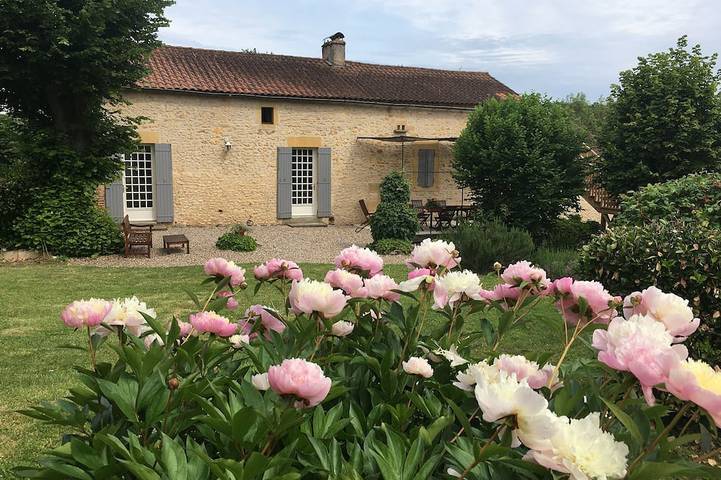 Location de vacances pour 4 personnes, avec Terrasse à Sainte-Foy-de-Longas