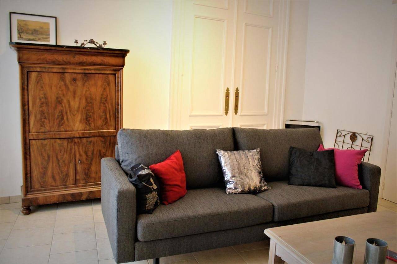 Appartement entier, One-Bedroom Apartment in Saint-Hubert, Région de Neufchâteau