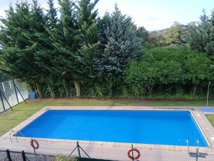 Apartamento de vacaciones para 8 personas, con jardín además de piscina y vistas - 1