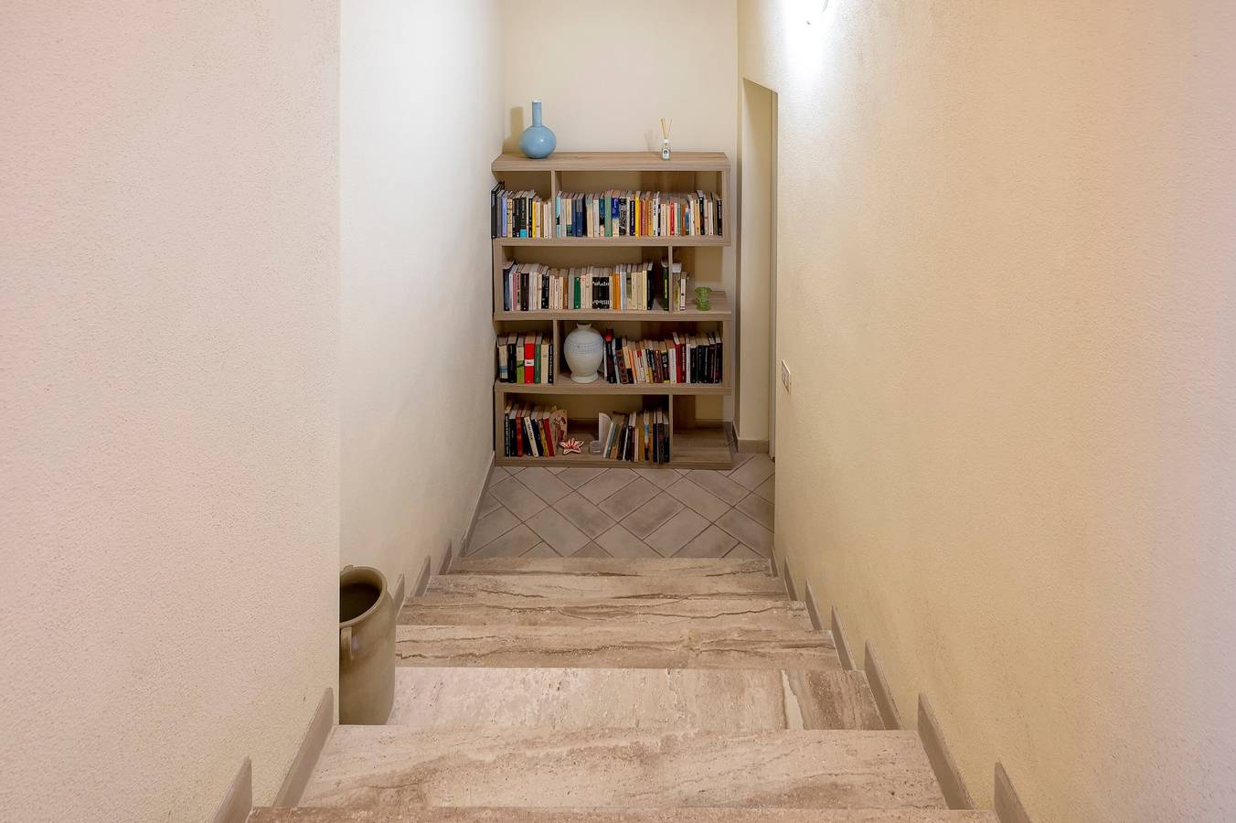 Ganze Wohnung, Ferienwohnung 'Costiero' mit Meerblick, privater Terrasse und Klimaanlage in Trinità d'Agultu e Vignola (Borgo), Trinità d'Agultu e Vignola und Umgebung