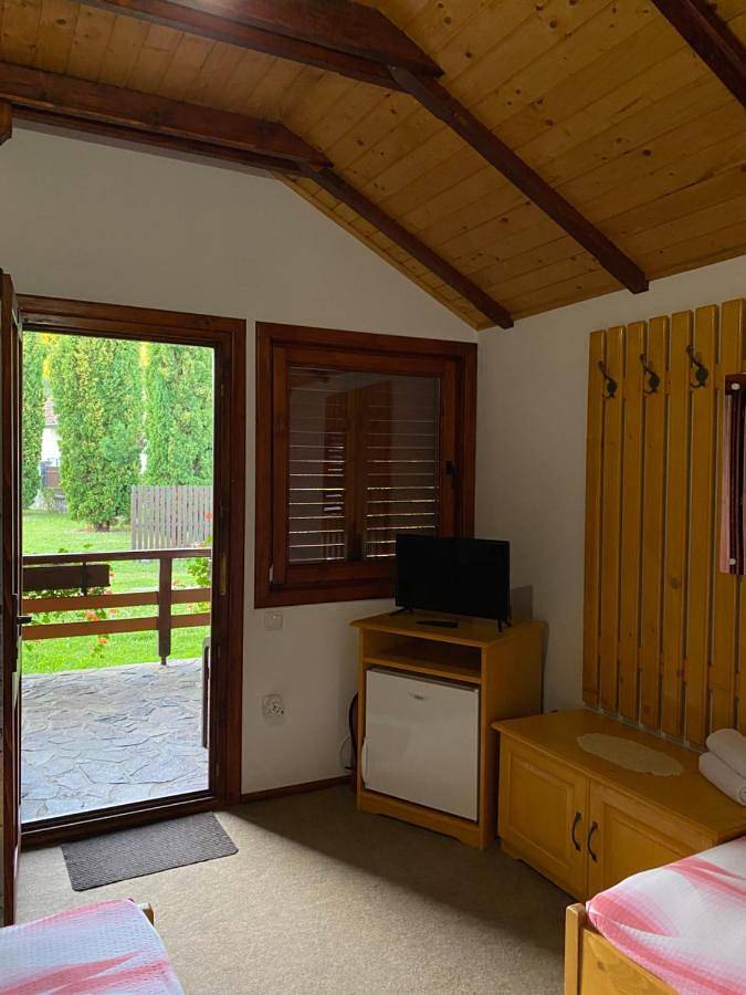 Camping Restad in Carpates