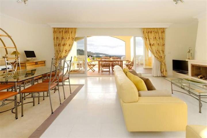Apartamento de vacaciones para 6 personas, con jardín - 1