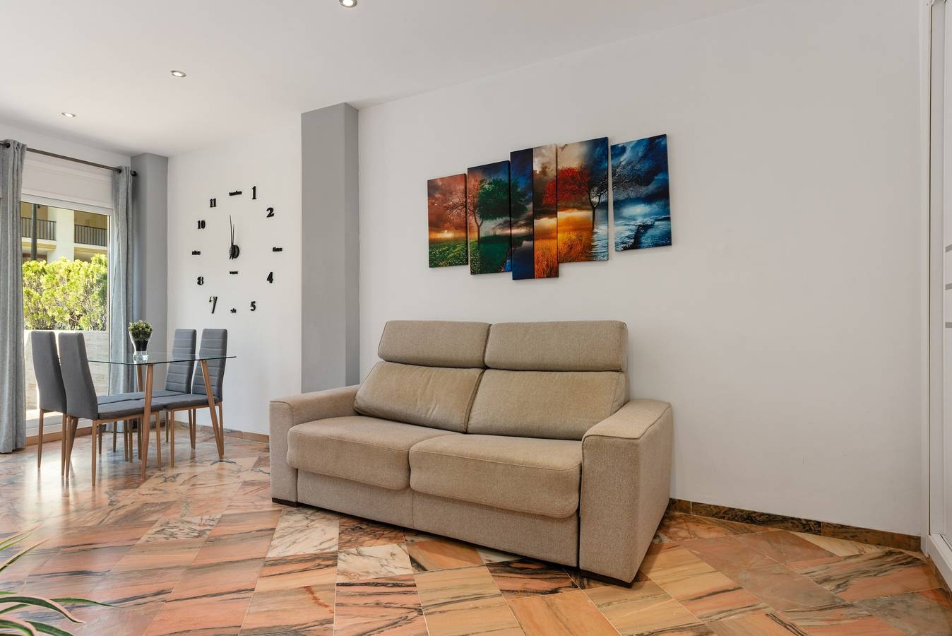 Estudio entero, Apartamento estudio 'Romana Playa 203' con piscina, terraza privada y Wi-Fi in Marbella Este, Marbella