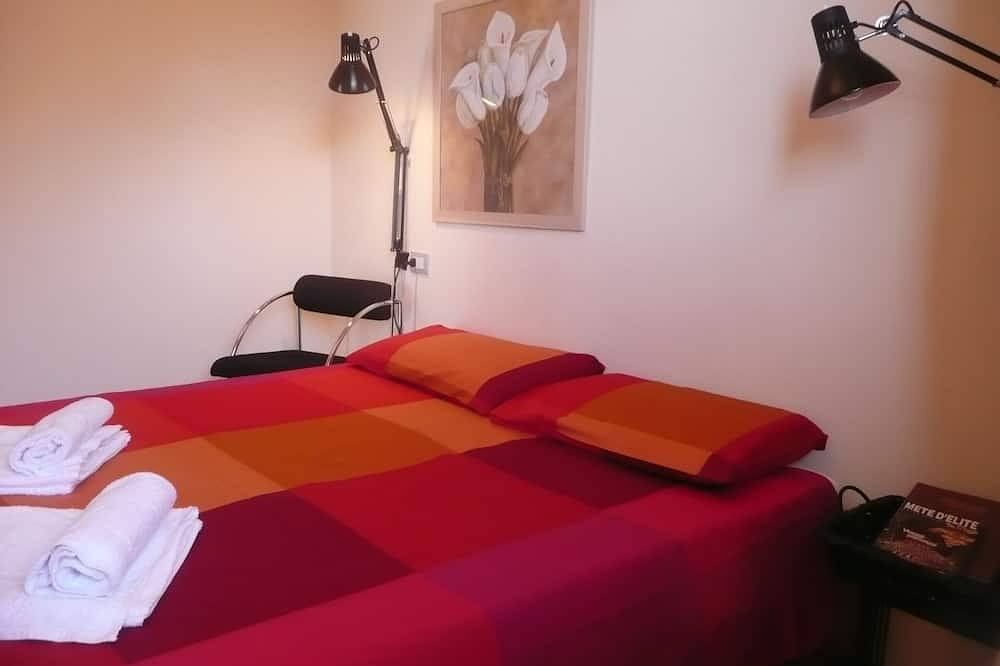 Ganze Wohnung, Atemberaubende Aussicht, moderne, helle Wohnung mit Balkon, Garten und Pool in Sala Comacina, Sala Comacina und Umgebung