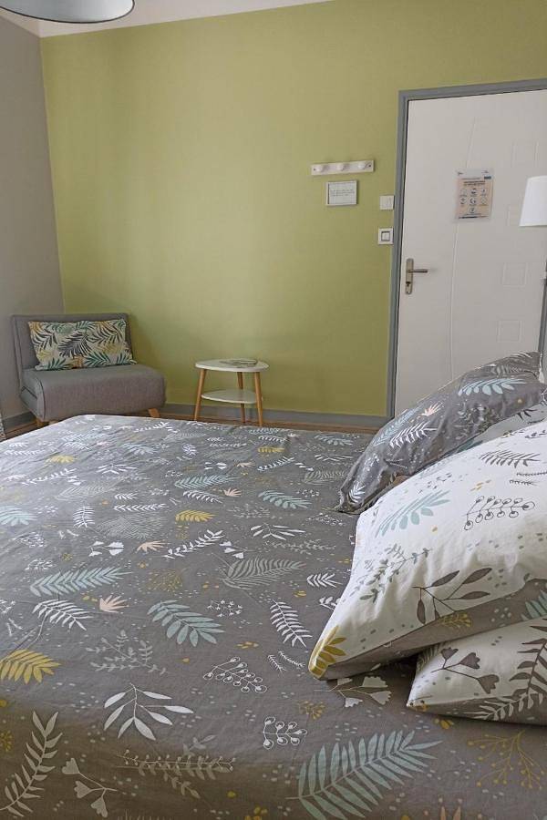 Chambre d’hôte pour 3 personnes, avec jardin aux Les Sables-d'Olonne - 3