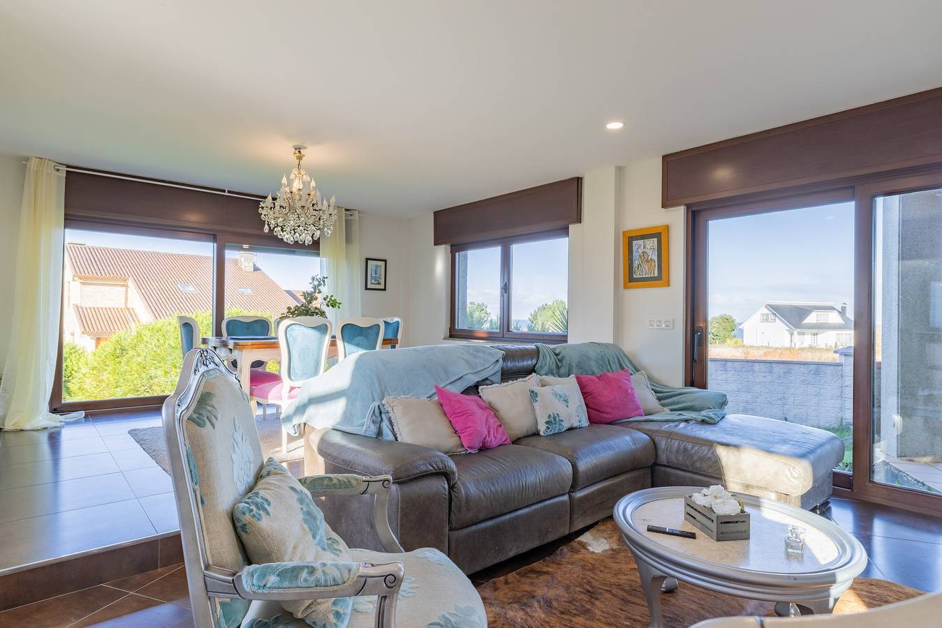 Luxuriöse Einzelvilla Carolina am Meer mit privatem Pool und Garten in Porto do Son, Rías Baixas