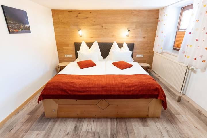 Ferienwohnung für 8 Personen, mit Garten und Balkon, kinderfreundlich in Schladming - 4