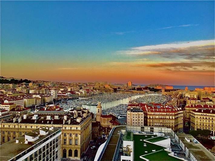 Gîte pour 2 personnes, avec vue et balcon dans Office De Tourisme Et Des Congres De Marseille - 2