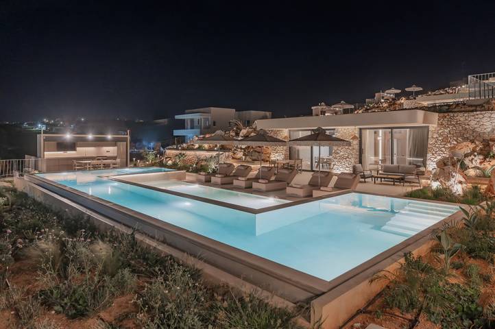 Villa voor 6 personen, with Uitzicht op zee and Terras as well as Tuin and Zwembad in Chersonissos