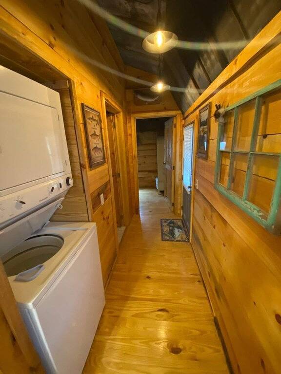 Jocassee Valley cabin- Free Park Pass\n in Lake Keowee