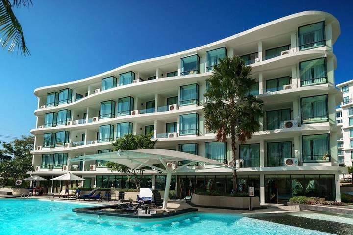 Appartement de vacances pour 2 personnes, avec piscine et jardin